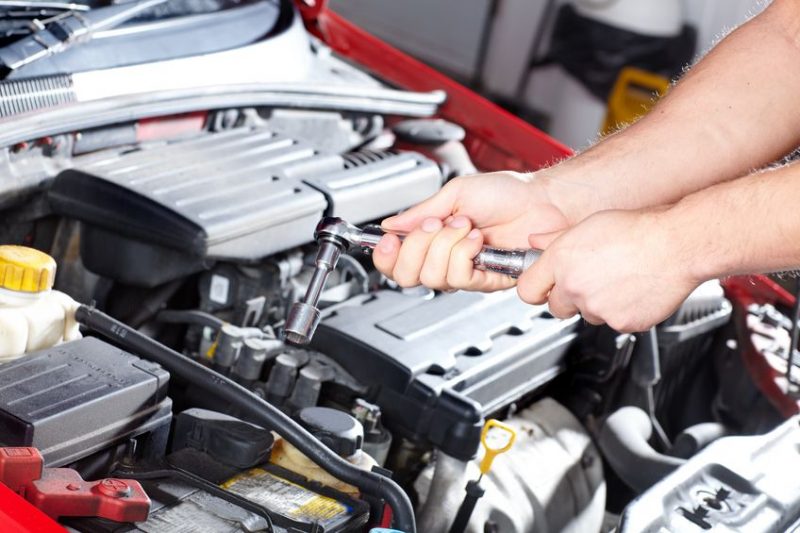 The Difference Between an Auto Body Shop and an Auto Repair Shop
