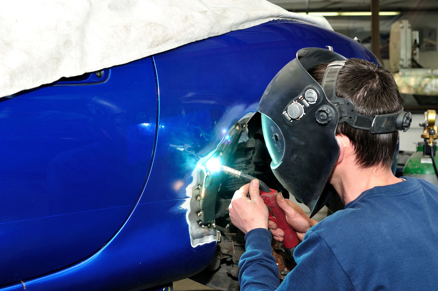 4 Reasons Why Choosing Custom Welding Services is Better Than DIY